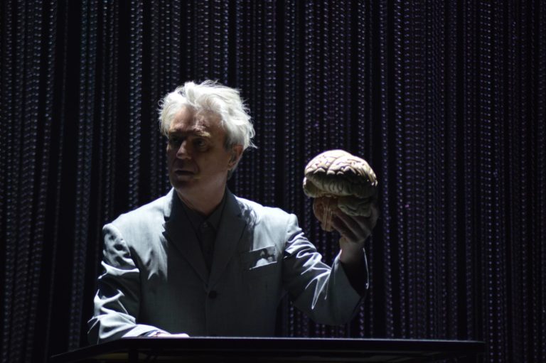 Reseña de David Byrne en el Teatro Metropólitan