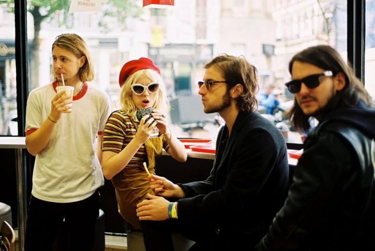 Honey Is Cool, la primera banda de Karin Andersson (The Knife, Fever Ray)