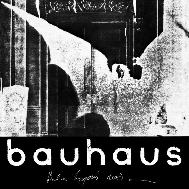 Relanzan disco debut de Bauhaus en conmemoración a sus 40 años