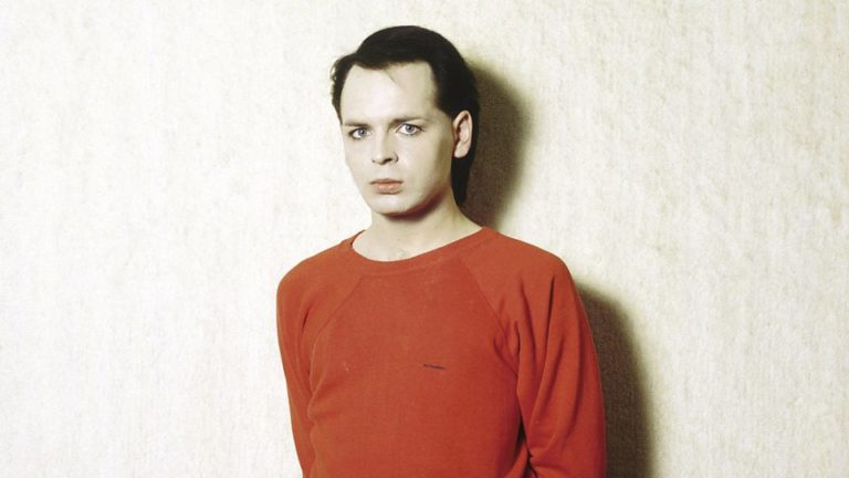 Escucha We Are Electric: tributo darkwave a Gary Numan