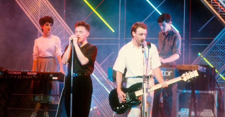 Las 4 canciones en la historia que influenciaron Blue Monday de New Order