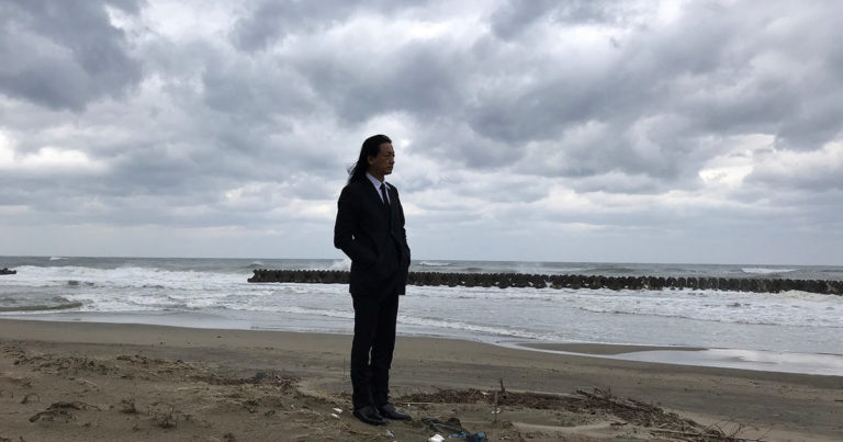 Merzbow lanza StereoAkuma a través de Room40, un álbum para recaudar fondos en Australia