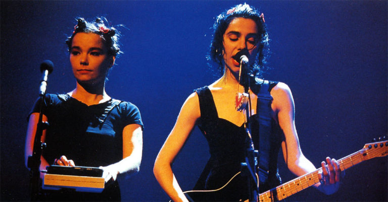 Björk y PJ Harvey juntas covereando a The Rolling Stones en 1994