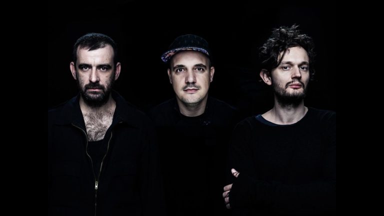 Moderat da primeros detalles sobre su próximo disco MORE D4TA, el primero en 6 años