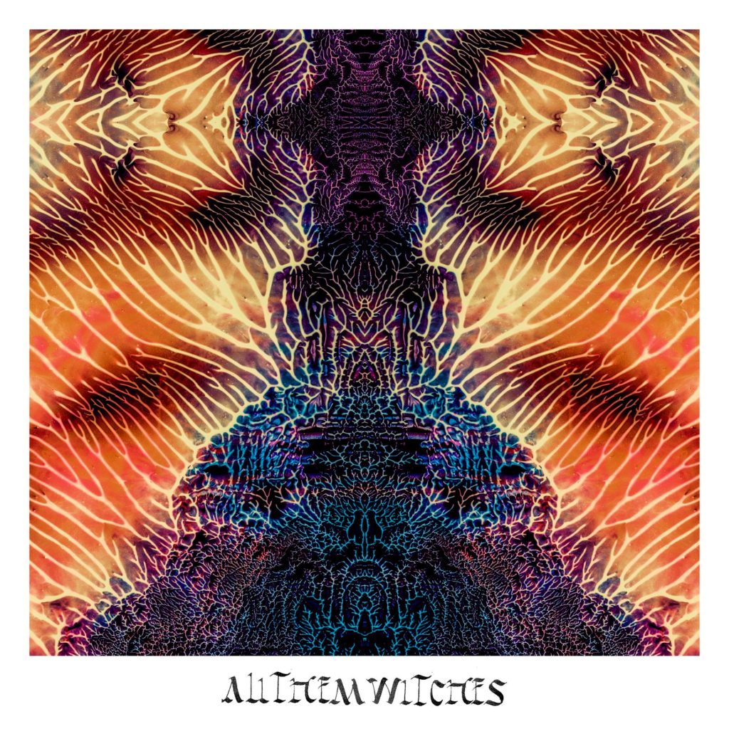 Mat Bethancourt es el artista que hace las portadas de All Them Witches.