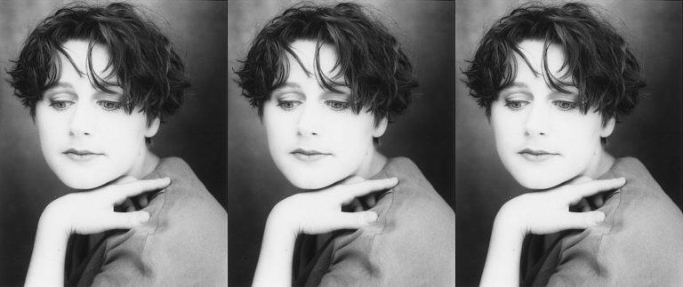 La cantante de Cocteau Twins, Elizabeth Fraser, lanzará su primera música nueva en 13 años