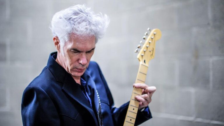 Jim Jarmusch: un cineasta que habla con música