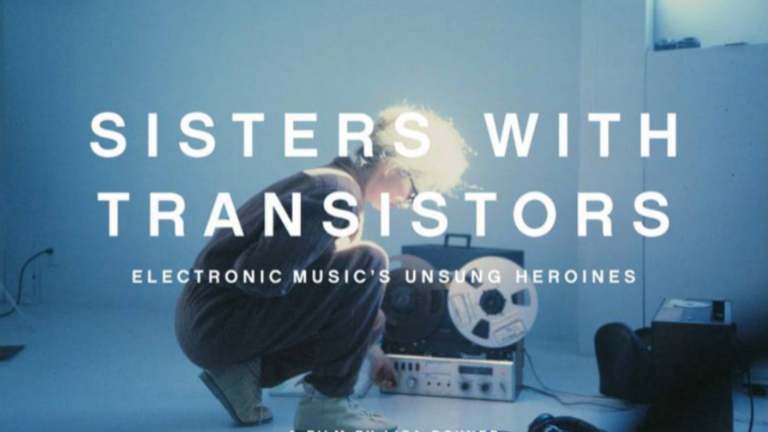 Mira el docuemental “Sisters with Transistors”: El Papel Fundamental de las Mujeres en la Música Electrónica