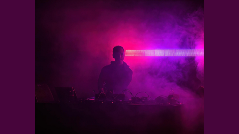 Tim Hecker convierte el MUAC en una experiencia de ruido, memoria y contemplación