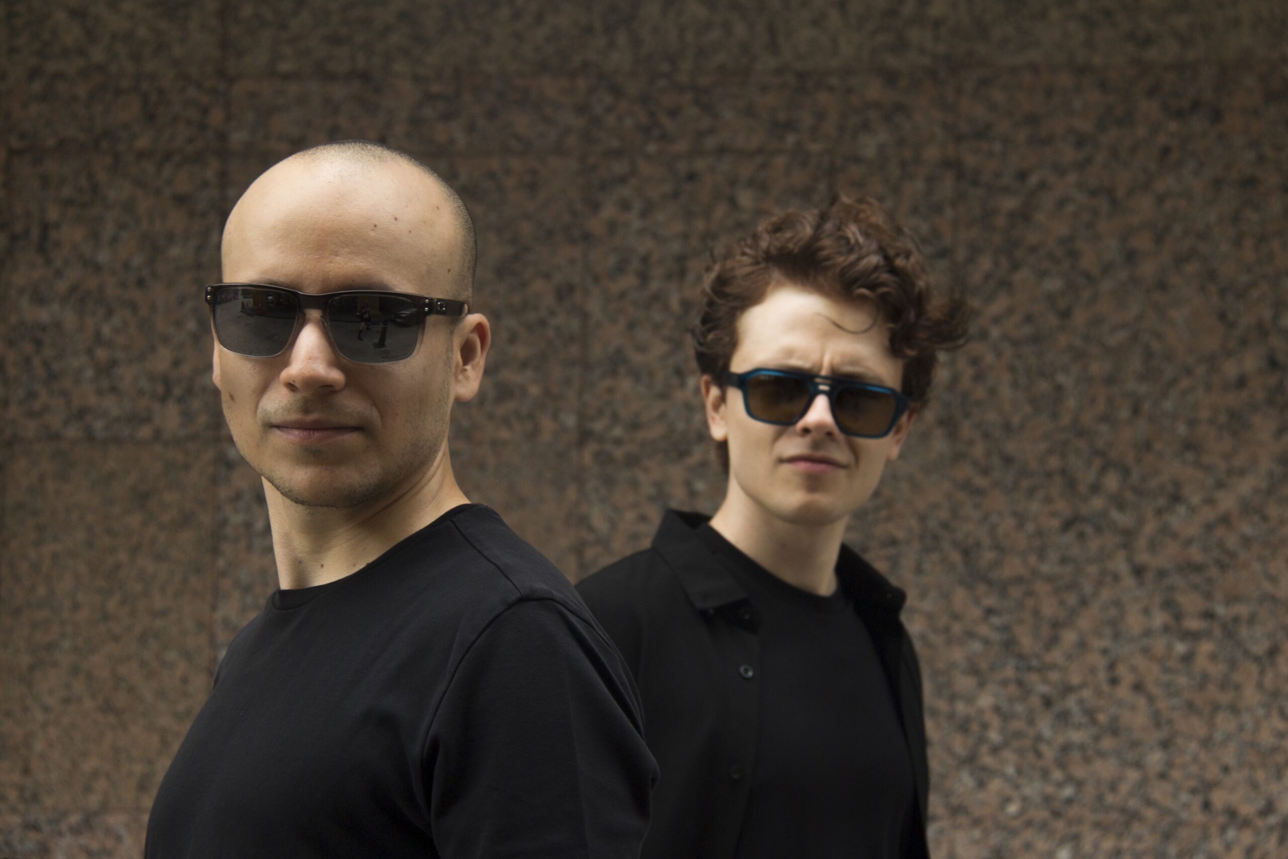Azulla presenta “Destinos”, “Angel Nova” y “Mi Nombre es Phil”: tres mundos en un solo lanzamiento